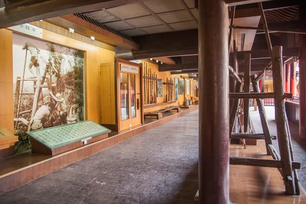 Zigong zout museum vitrine een breed scala aan Chinees historisch materiaal zout — Stockfoto