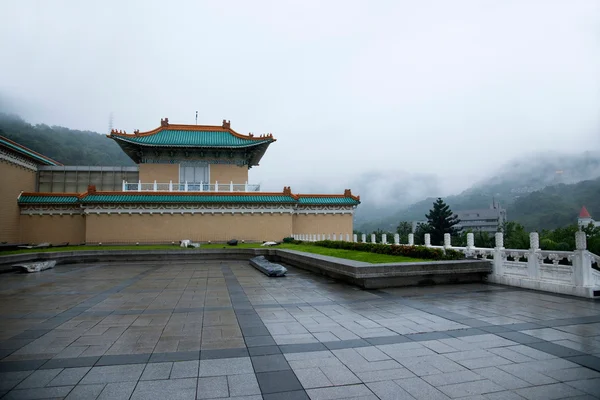 Tchaj-wan je národní palác muzeum, taipei, déšť — Stock fotografie