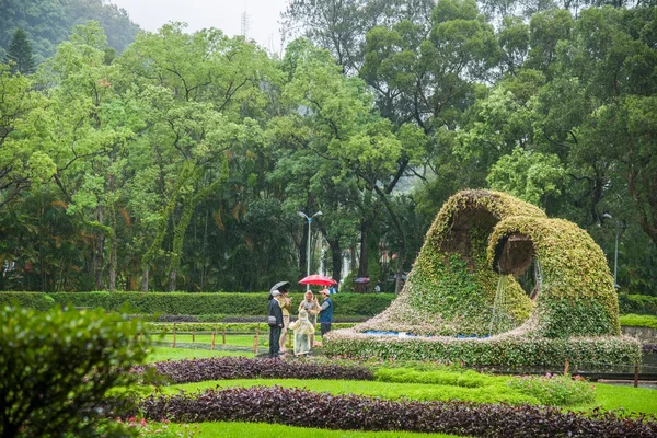 Taipei, Taiwan Shilin Residence jardín y quiosco — Foto de Stock