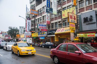 Tayvan'ın feng chia gece pazarı, taichung, Tayvan hükümeti yol sokak önce