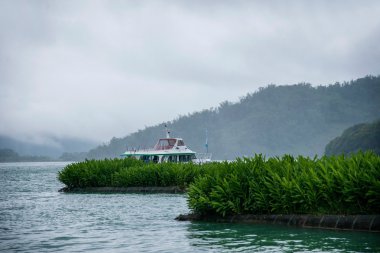 güneş ay Gölü nantou County, Tayvan Servisi yolcu yat üzerinde