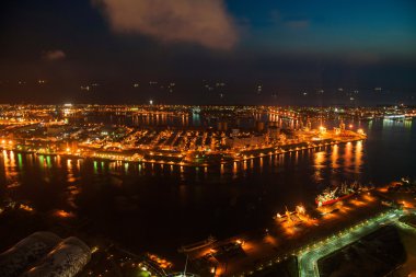 gece kaohsiung ve kaohsiung 85 ilçe binasına bakan kaohsiung, Tayvan