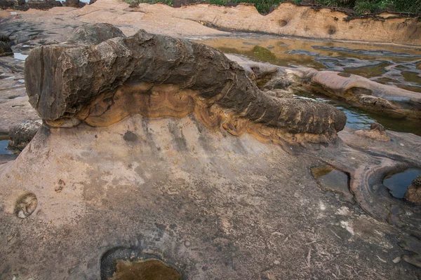 Wanli District, New Taipei City, Taiwan "Yehliu Geopark" and "stiff stone" strange rocky landscape — Stock Photo, Image