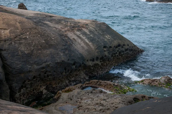 Wanli District, New Taipei City, Taiwan "Yehliu Geopark" mushroom-shaped rock strange rocky landscape — Stock Photo, Image