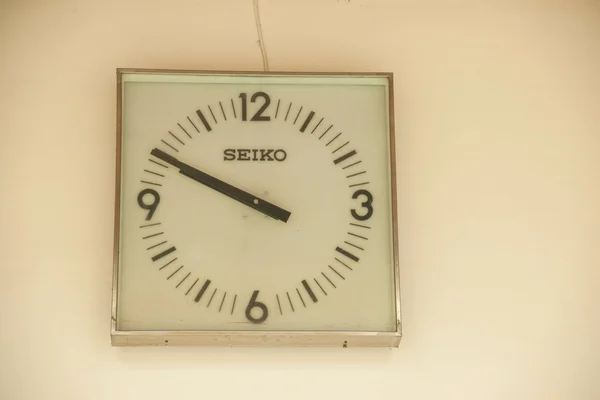 Zhongzheng District, Taipei, Taiwan, Chiang Kai-shek Memorial Hall orologio sul muro — Foto Stock