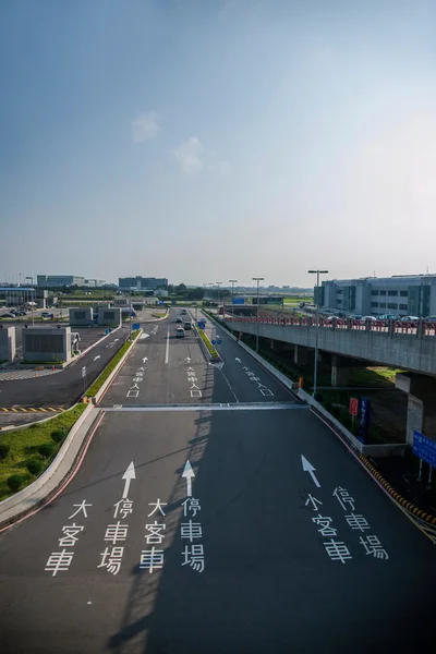 Taiwan taoyuan mezinárodní letiště terminál okruhu koridor — Stock fotografie