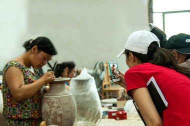 bir chongqing rongchang çanak çömlek studio Seramik Müzesi esnaf 