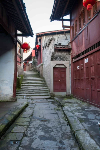 Chongqing rongchang route trou vieilles rues de la ville — Photo
