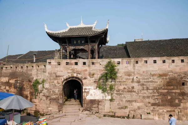 Chongqing Rongchang Road Hole città cancello — Foto Stock
