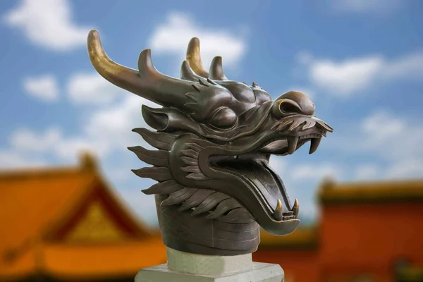 Chongqing Zhongxian Shibaozhai scenic antique bronze "Zodiac" like — Stock Photo, Image