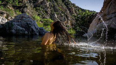 Kaliforniya'daki Deep Creek Kaplıcaları'nda, Abd.