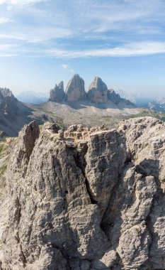 Alplerde güzel bir yaz yürüyüşü.