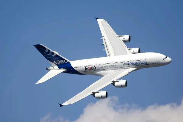 A380 示范飞行 — 图库照片#