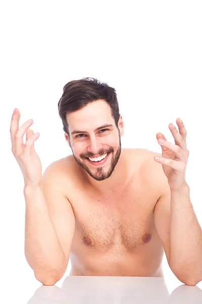 Улыбающийся мужчина без рубашки — стоковое фото