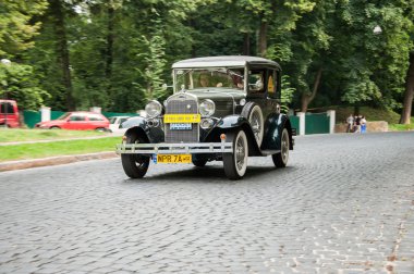 Retro araba leopolis grand prix 2013 tarihinde