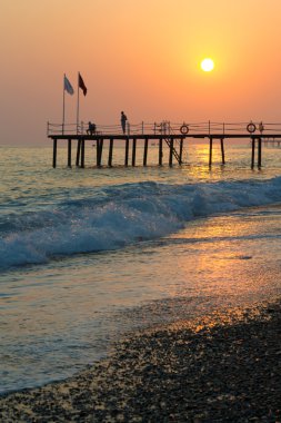 Denizde gün batımı