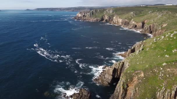 Waves Crashing Rocks Coast Aerial View — 图库视频影像