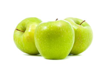 Üç yeşil elma
