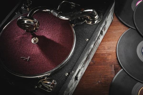 Retro portable turntable — Stock Photo, Image