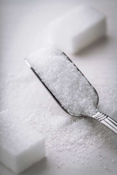 Сахар и ложка
