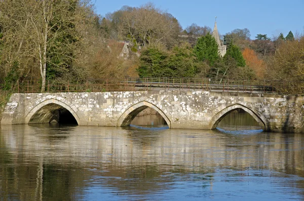 Most nad rzeką zalane — Zdjęcie stockowe