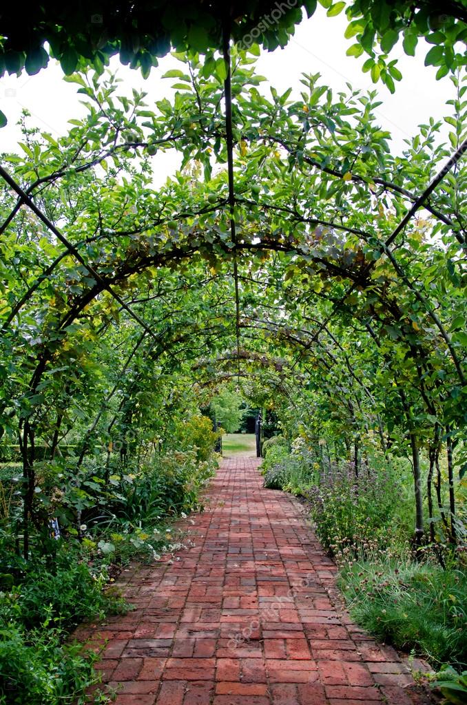 Pergola in English garden Stock Photo by ©pitamaha 30934517