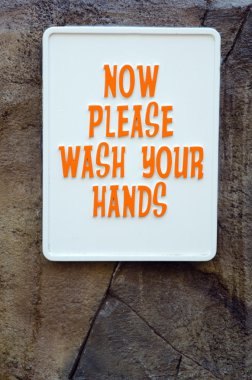 Ellerinizi yıkayın.