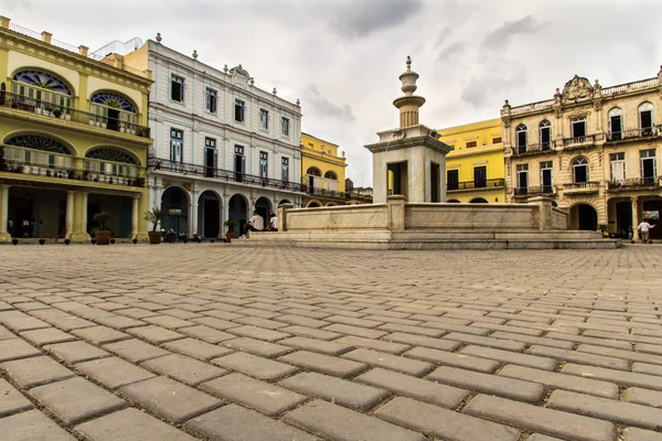 Plaza Vieja em La Havana — Fotografia de Stock