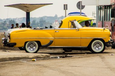 eski araba la Havana