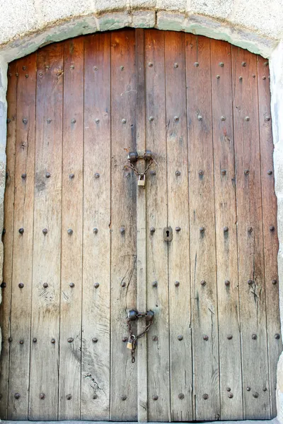 Porta de madeira velha em detalhes — Fotografia de Stock