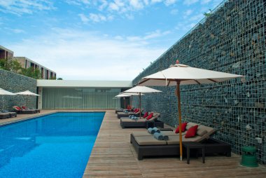 seyahat havuzu resort