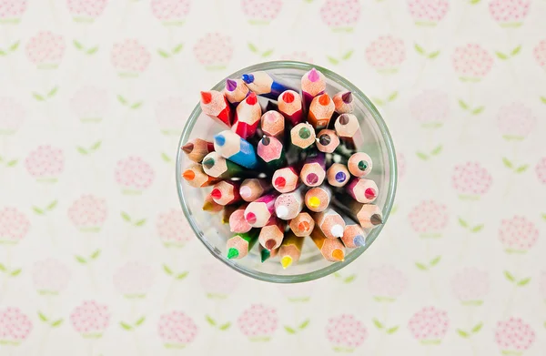 Copa con lápices de colores — Foto de Stock
