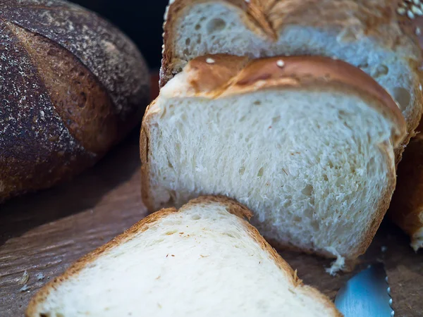 Brood op het Bureau — Stockfoto