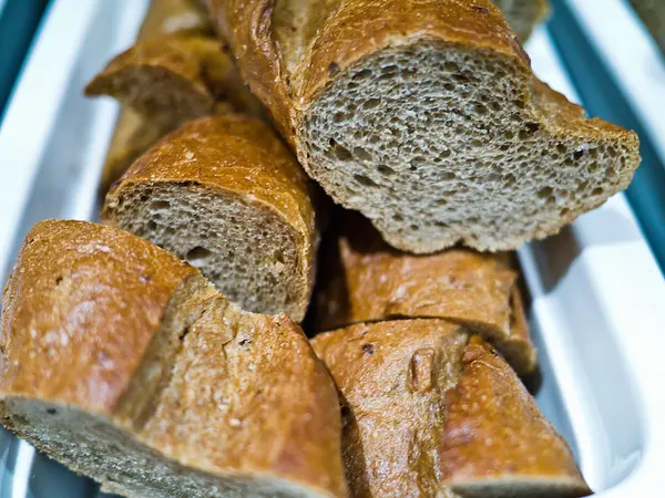 Pão na mesa — Fotografia de Stock