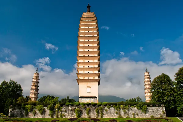 Buddhist pagodas in Dali Yunnan province of China — Stock Photo, Image