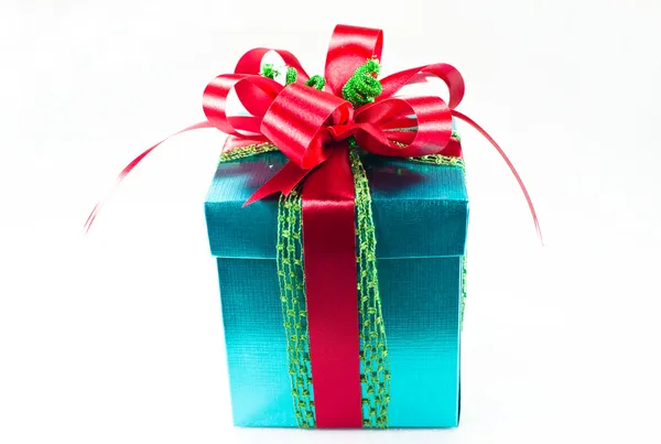 Green box red bow and ribbon — Stock Photo, Image