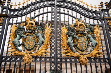 buckingham Sarayı'ndaki geçit