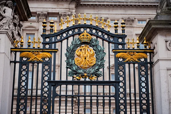 Poort op buckingham palace Stockfoto