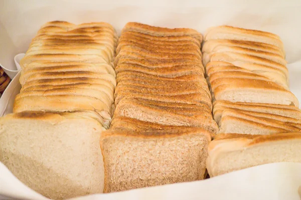 Pão na mesa — Fotografia de Stock