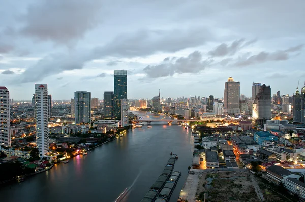 Banguecoque cidade à noite — Fotografia de Stock