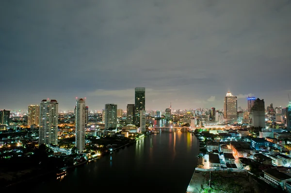 Banguecoque cidade à noite — Fotografia de Stock