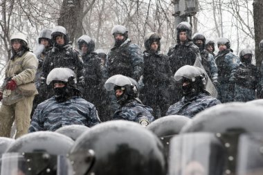 meydan. sokak hrushevskoho