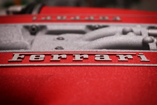 モデナ イタリア 2021年12月 Mefフェラーリ博物館Casa Enzo Ferrari Ferrariエンジン詳細ブランドロゴ — ストック写真