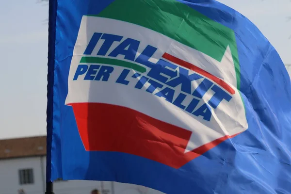 Italien 2022 Flagga Italexit Politiskt Parti Vid Offentlig Politisk Demonstration — Stockfoto