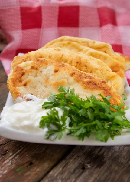 Fried patties with potatoes. Traditional Russian fastfood — Stock Photo, Image