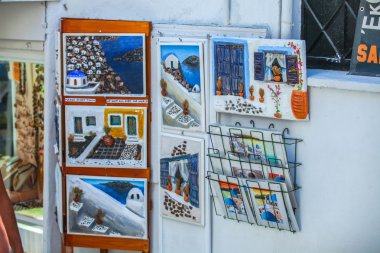 santorini, Yunanistan sokaklarında Resim Sergisi