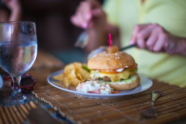 Fast food kahvaltı masasında Restoran beldesinde kapatın