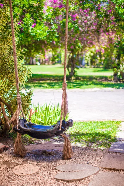 Close-up of a beautiful swing in the garden — Stock Photo, Image