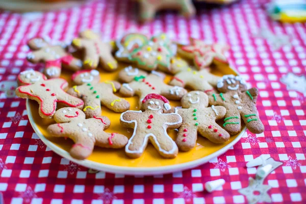 Christmas gingerbread cookies on a plate — Stock Photo, Image