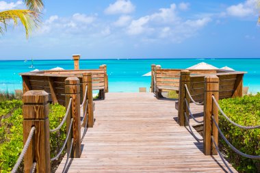 turks ve caicos, Karayipler içinde Providenciales ve Caicos Adası güzel tropikal peyzaj